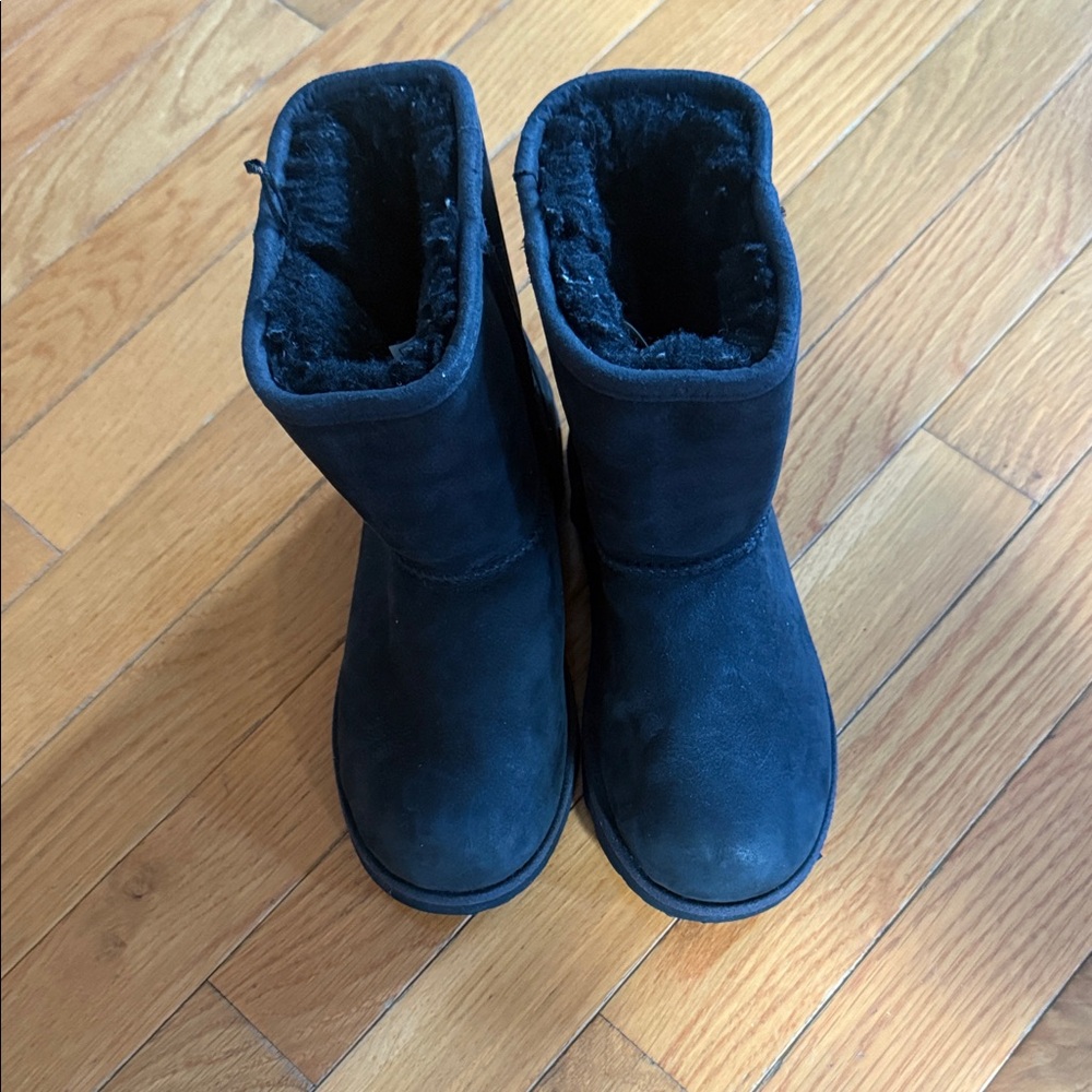 UGG Kids Boots in Black